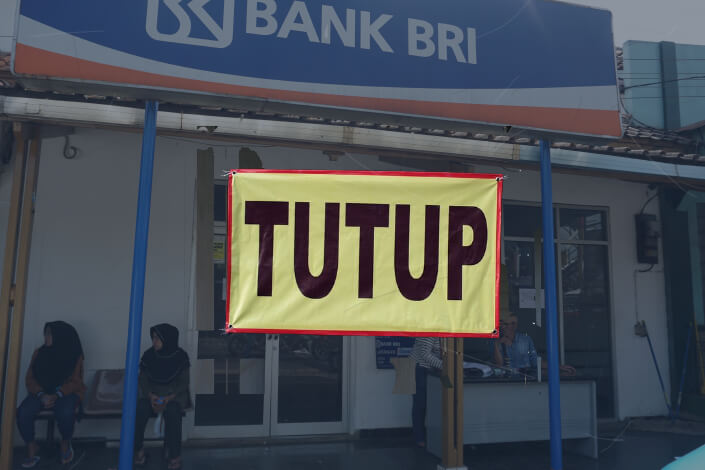 Bank Buka Hari Ini